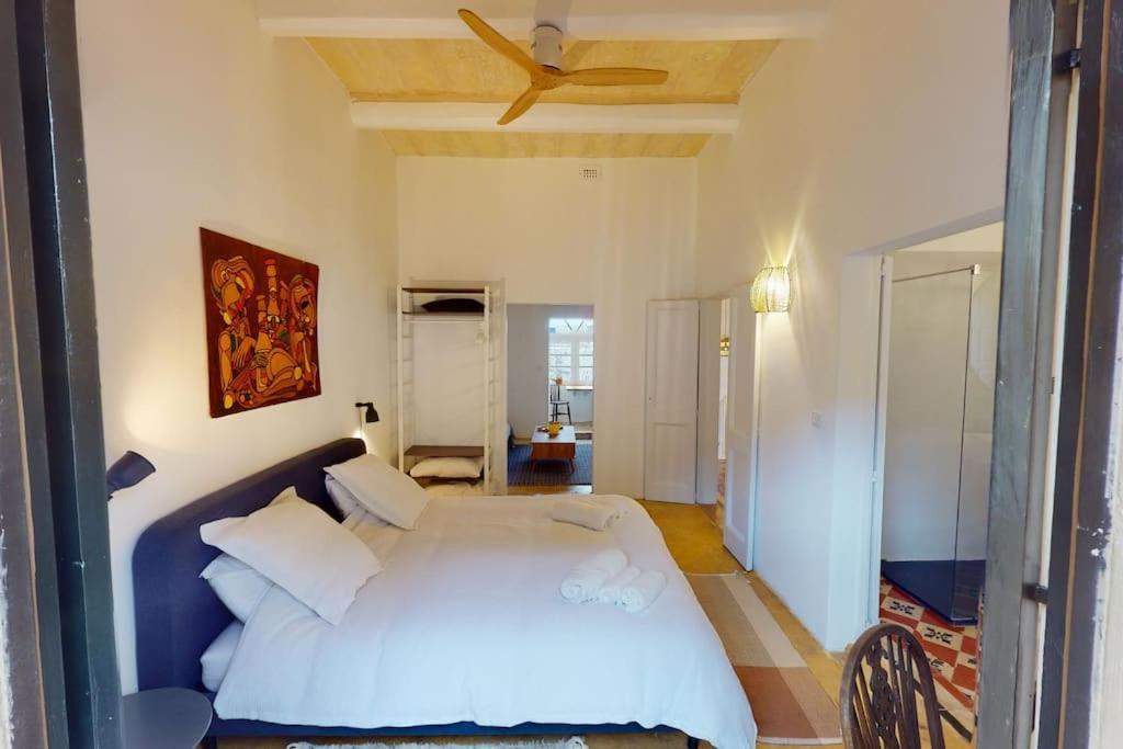 Narrow Street Suite วิกตอเรีย ภายนอก รูปภาพ
