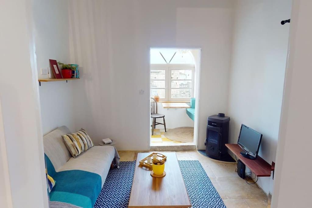 Narrow Street Suite วิกตอเรีย ภายนอก รูปภาพ